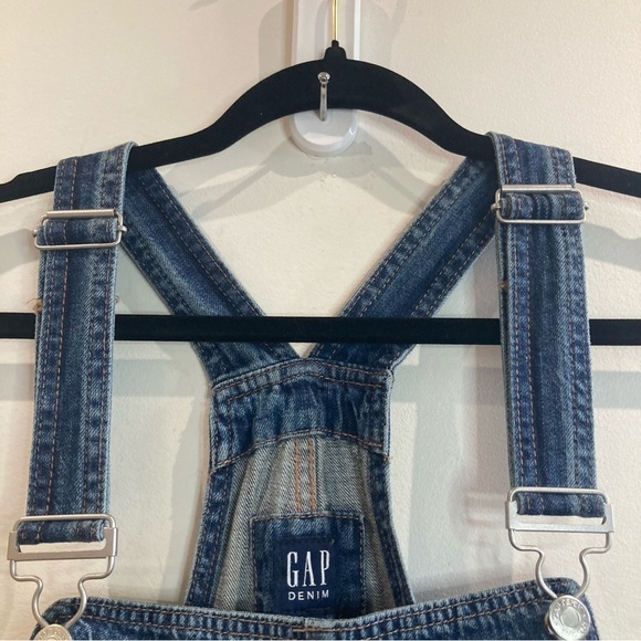 GAP Sz S Patch Pockets Mid Wash Adjustable Straps Overalls - Picture 5 of 13
